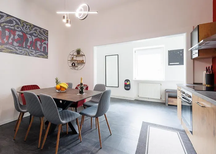 New Shalalaliving Spacious For Family & Friends *