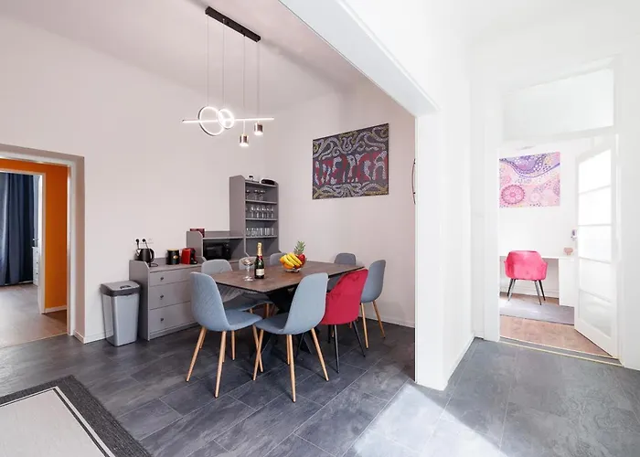 New Shalalaliving Spacious For Family & Friends Appartement Vienne