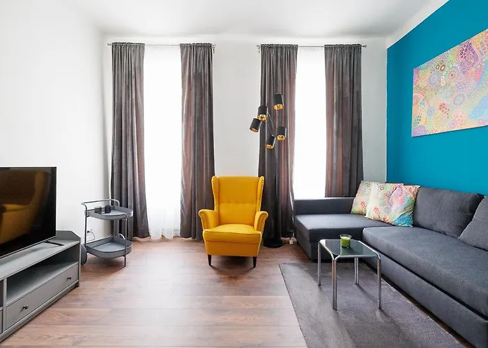 New Shalalaliving Spacious For Family & Friends