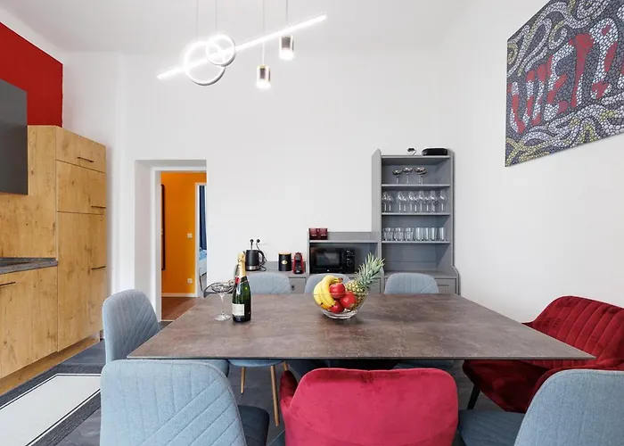 New Shalalaliving Spacious For Family & Friends Vienne